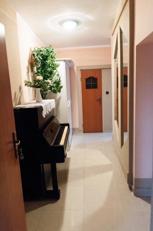Uslugi Hotelarskie Las Vegas Międzyrzec Podlaski 외부 사진