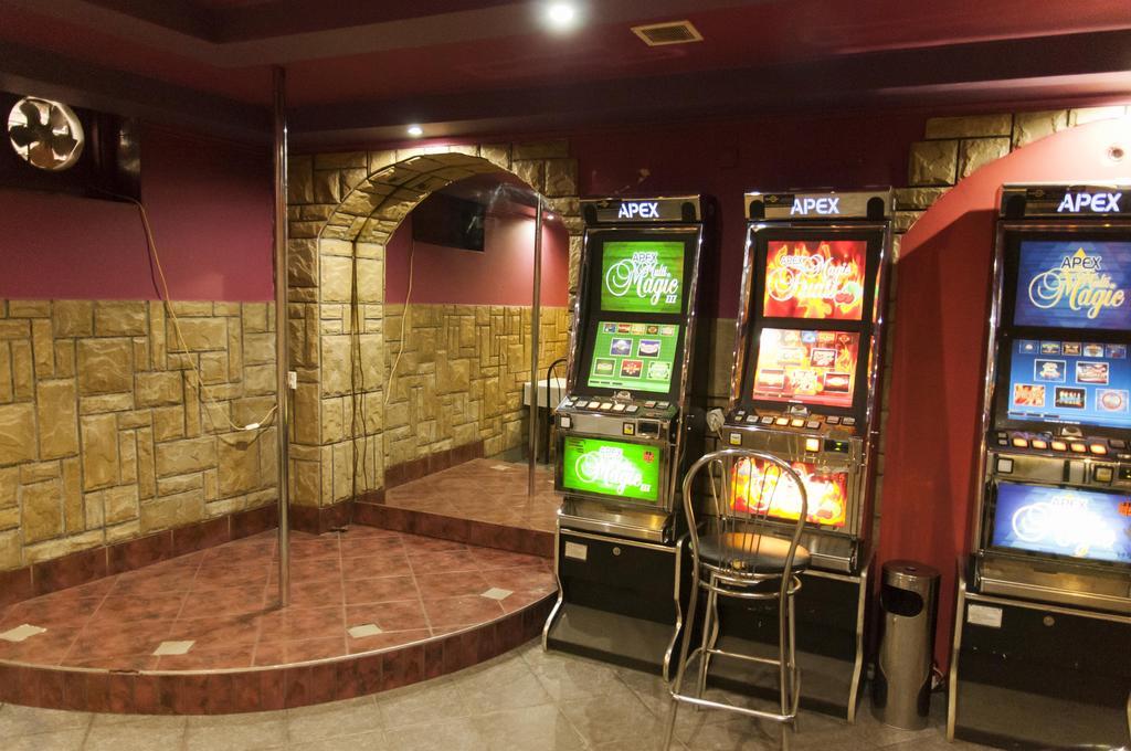 Uslugi Hotelarskie Las Vegas Międzyrzec Podlaski 외부 사진
